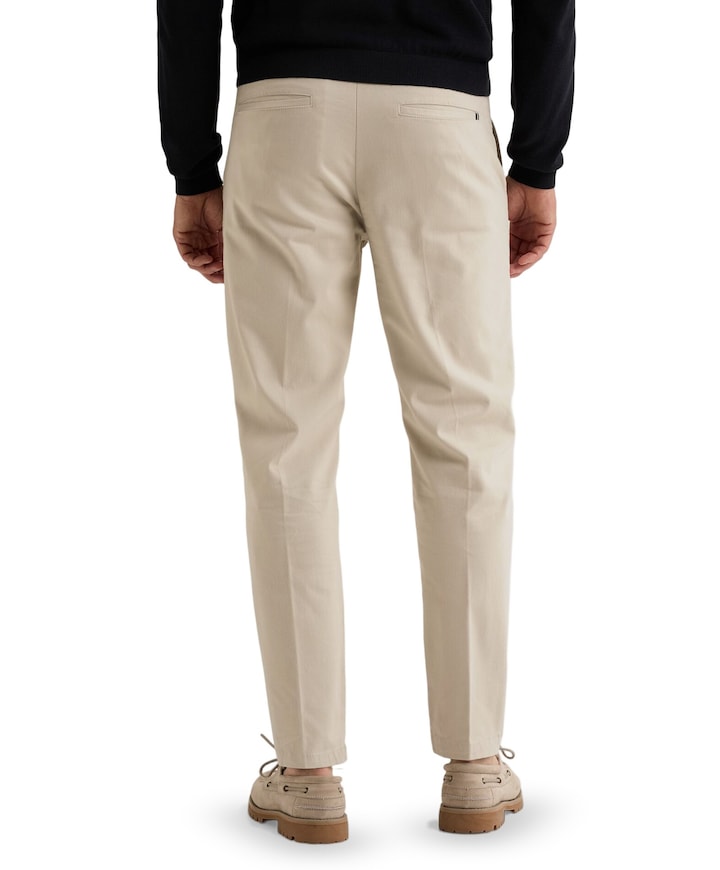 V35 RELAXED CHINO SUEDE TOUCH COTT heren broek ecru