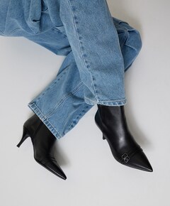 Yolinn enkellaarzen zwart