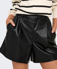 ONLSMOOTH HW FAUX LEA CC dames korte broek zwart