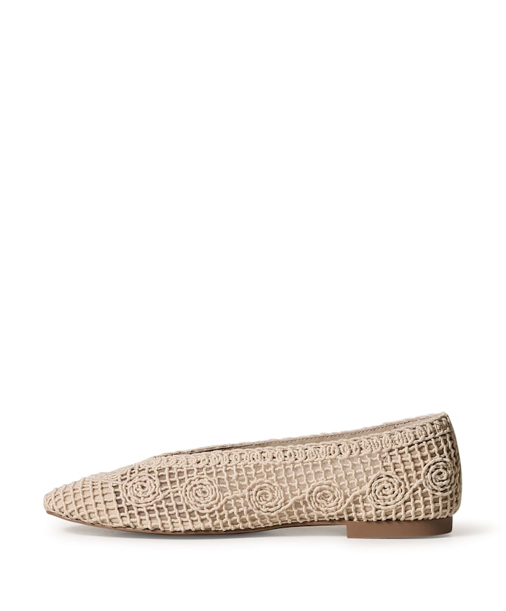ballerina's beige