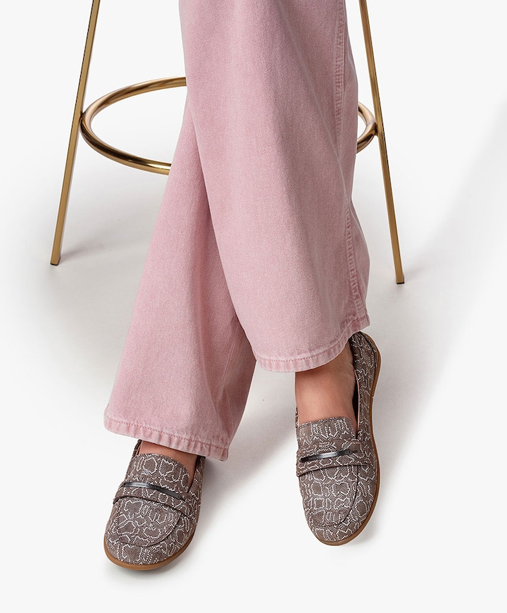 dames loafers bruin