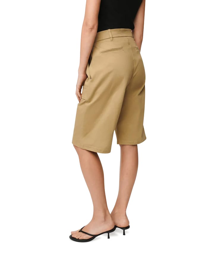 June 8010 Fresh Gabardine dames korte broek beige