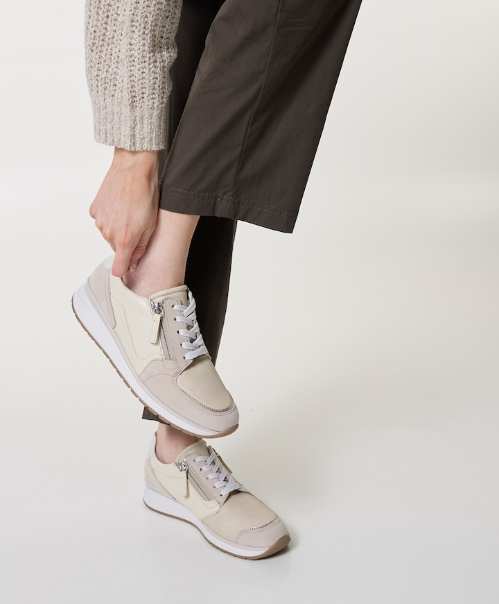 dames sneakers beige