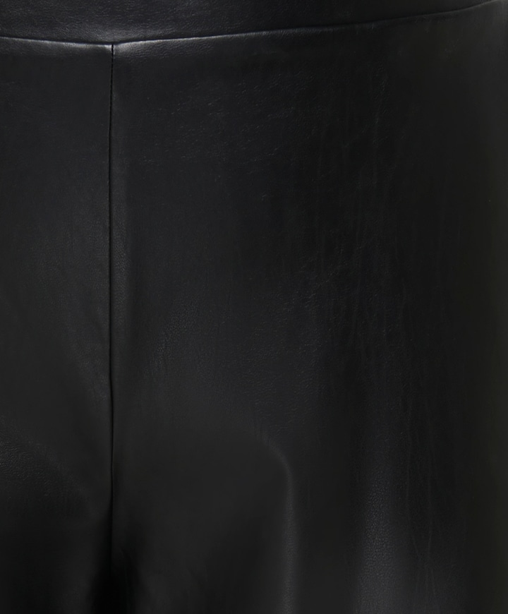 CARKARI FAUX LEATHER STRAIGHT dames plussize broek zwart