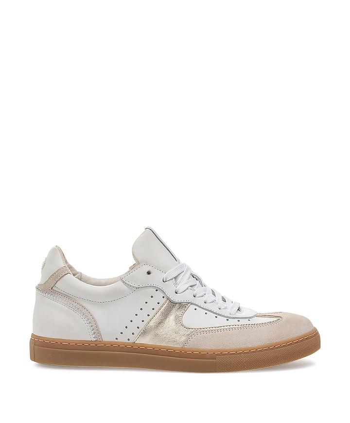 sneakers wit