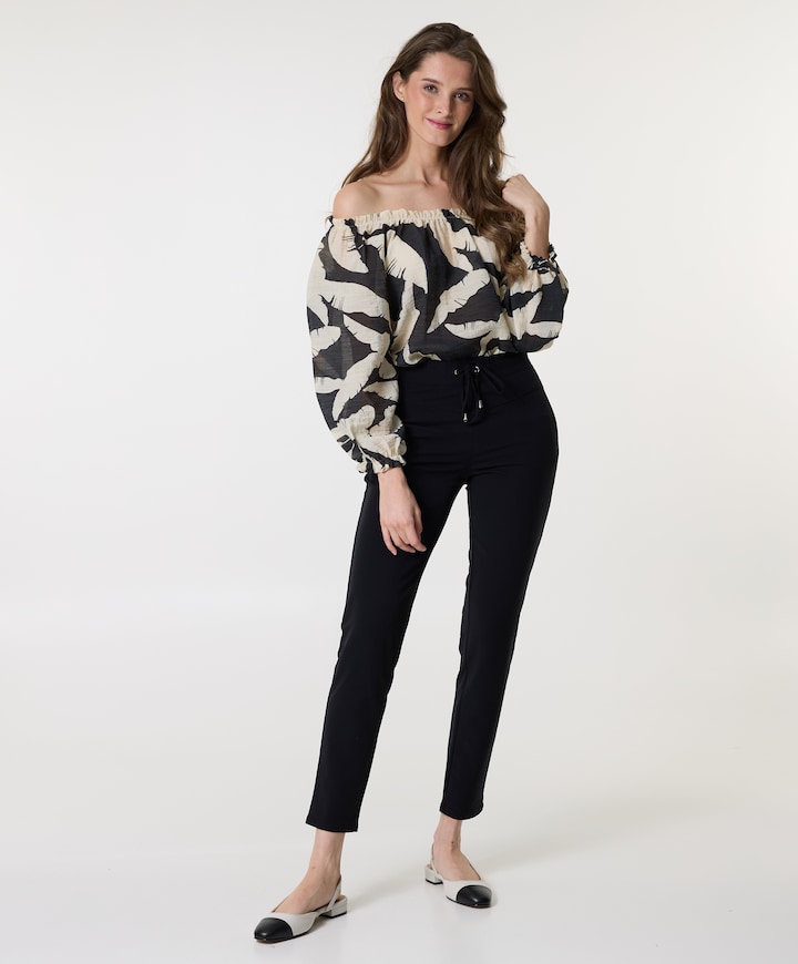 PENNY SHORT LENGTH TRAVEL broek zwart