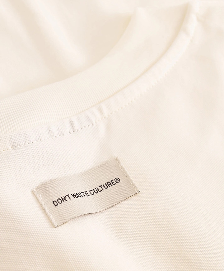 T-shirt beige