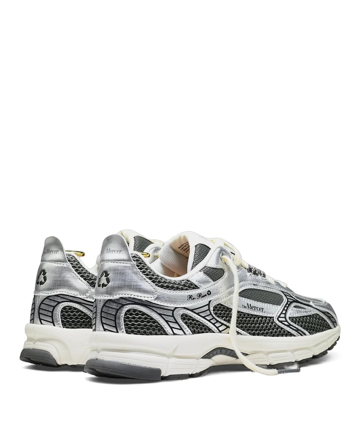 The Re-Run Scratched dames sneakers zilver