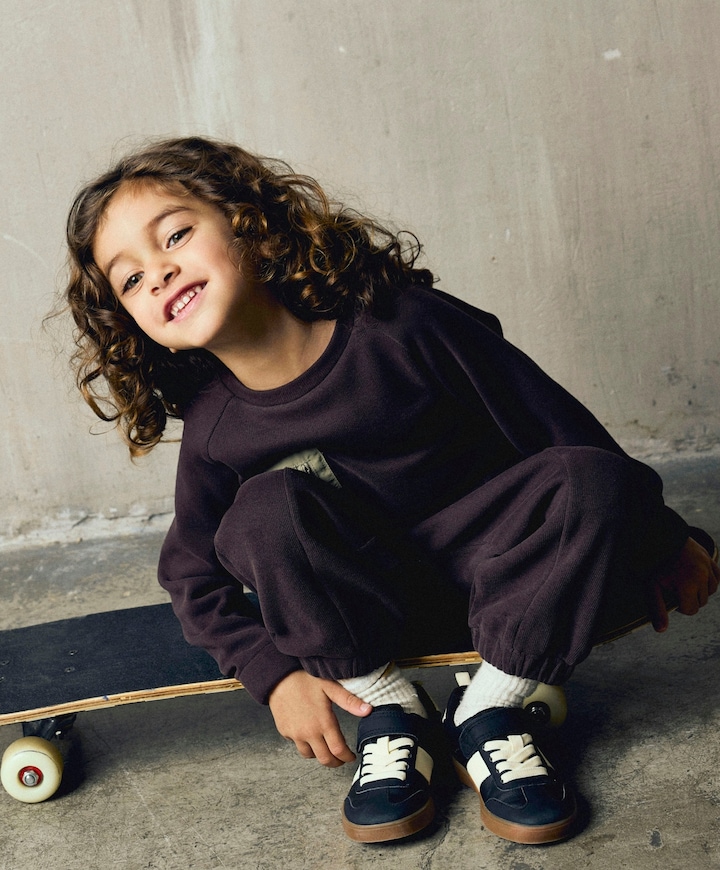 NMMOSBORNE BARREL SWEAT PANT meisjes broek bruin