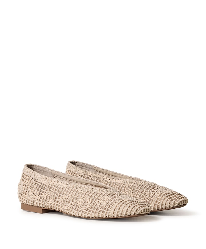 ballerina's beige