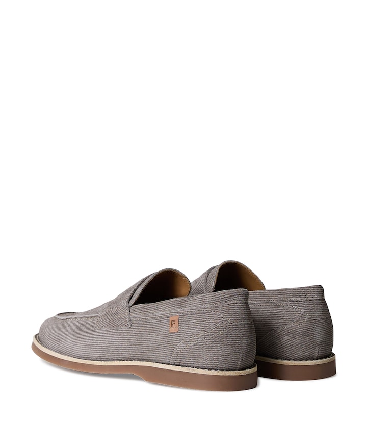 heren instappers beige