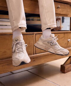 9060 uniseks sneakers  beige