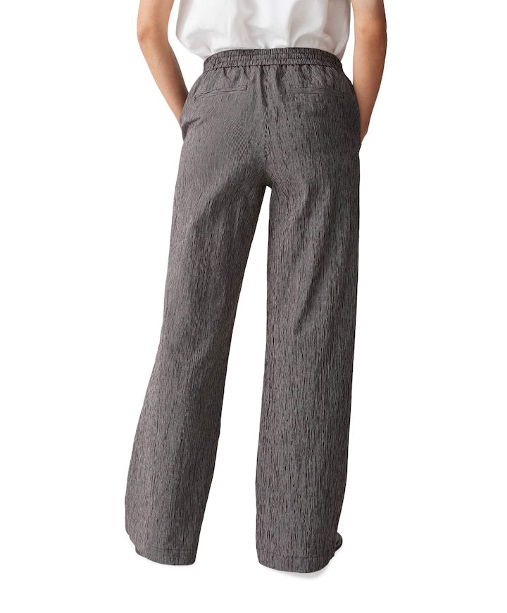 Melane crinkled dames broek bruin
