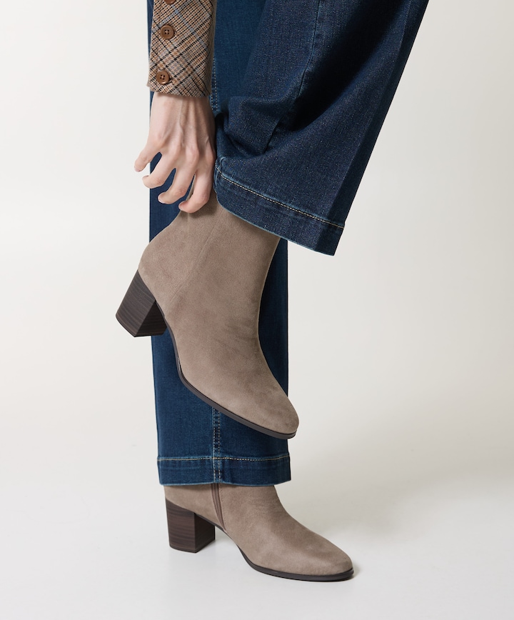 dames enkellaarzen beige