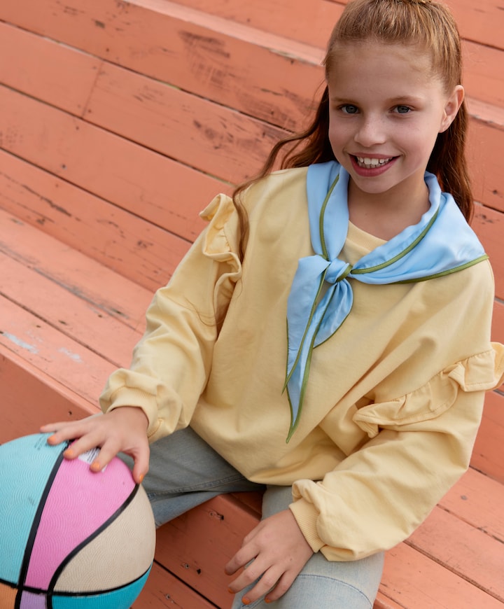 Meisjes sweater geel