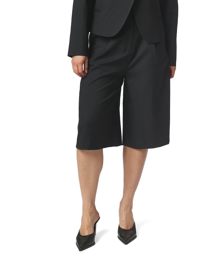 Rima Slim Pinstripe dames bermuda blauw