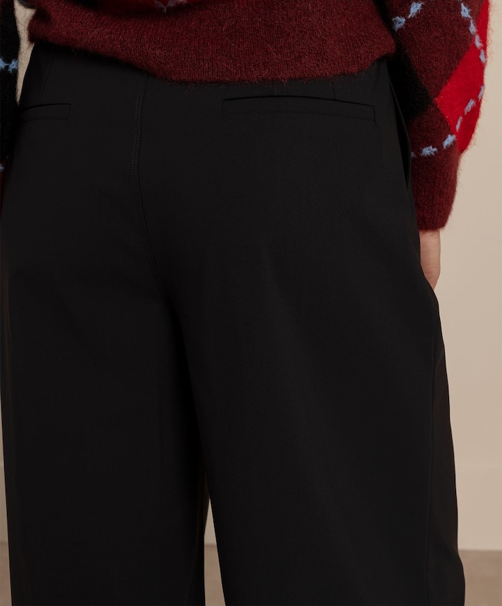 Betty bermuda zwart