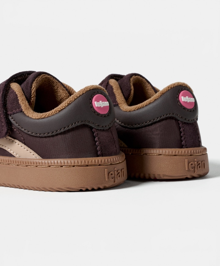 One uniseks sneakers  bruin