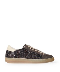 Sneakers bruin