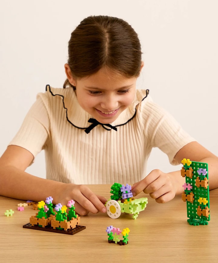 Flower Shop 600 pieces