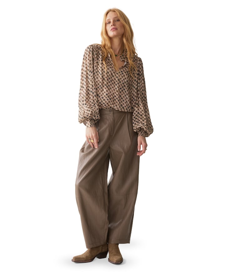Balloon trouser Soft faux leather dames broek beige