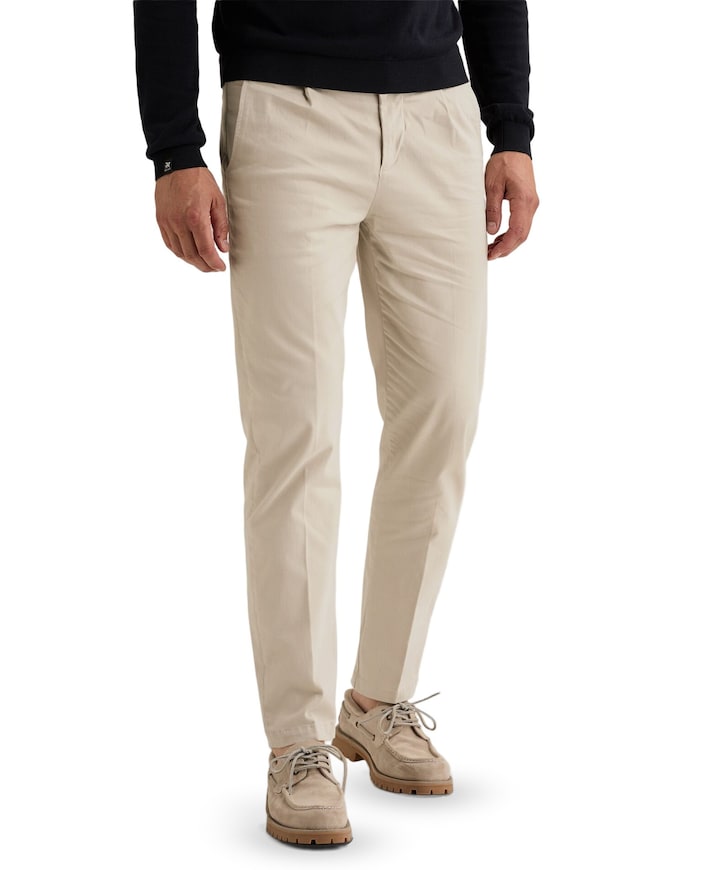 V35 RELAXED CHINO SUEDE TOUCH COTT heren broek ecru