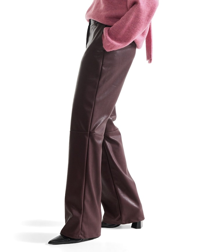 BINA BROEK pu 425 vegan leather wide fit long dames broek rood