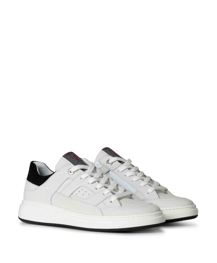 CIS sneakers wit