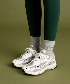 The Re-Run White Silver dames sneakers beige