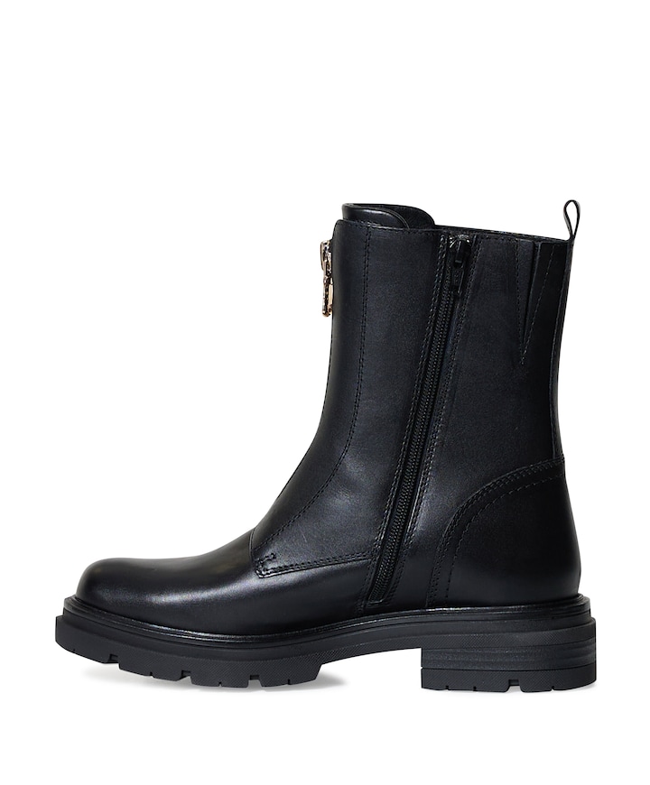 Yae enkellaarzen zwart