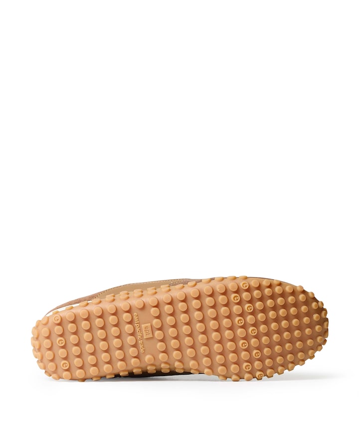 CHECKMATE DRIVER dames sneakers bruin