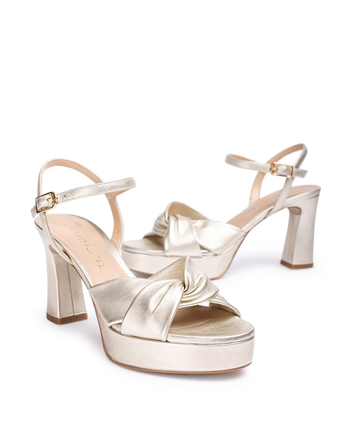 Onoa  dames sandalets goud