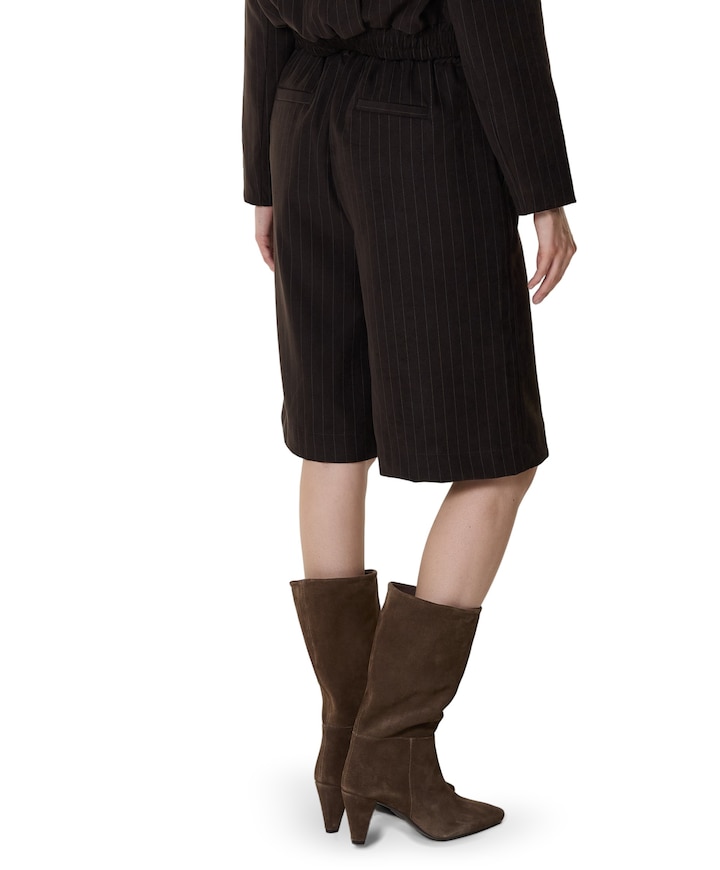 Streep velvet dames bermuda bruin