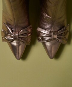 dames enkellaarzen goud