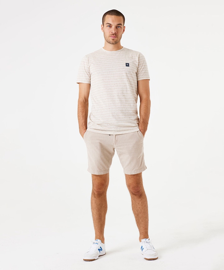 T-shirt beige