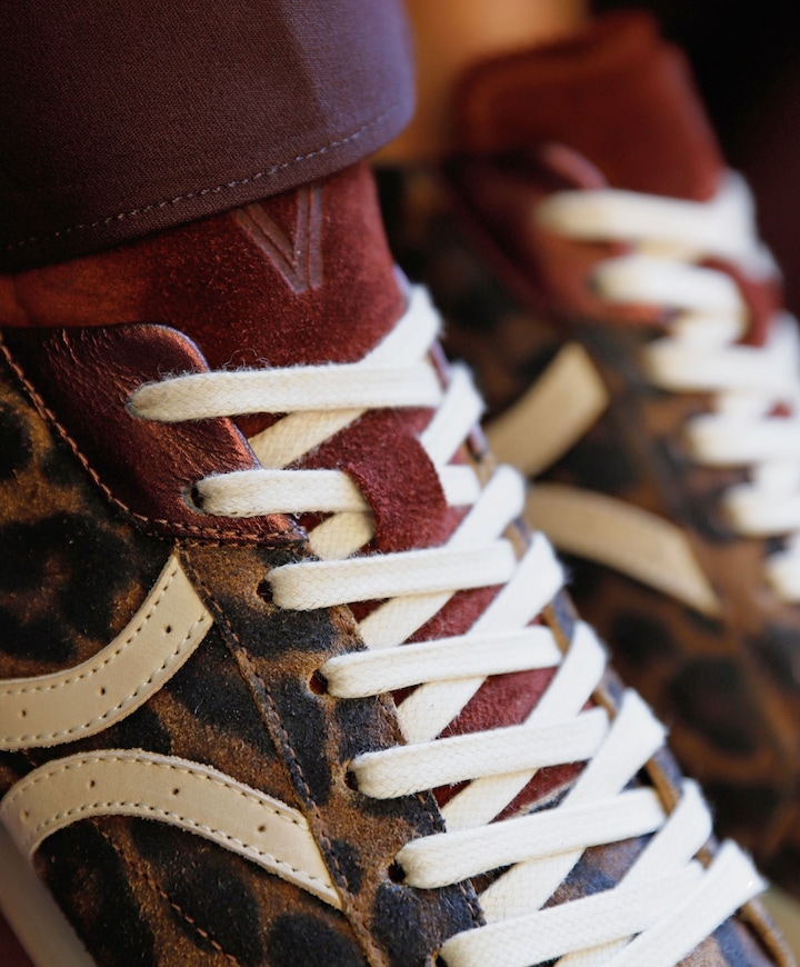Nilla Khloe dames sneakers bruin