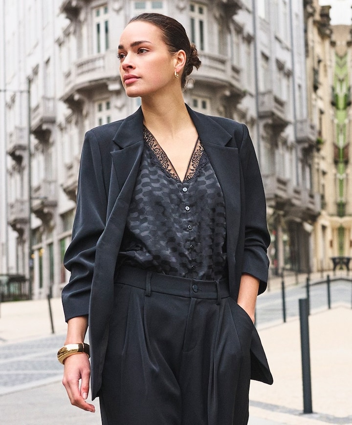 Dames blazer zwart