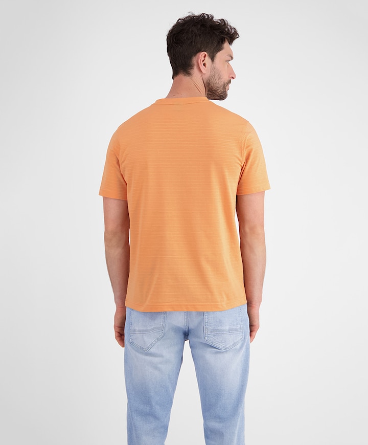 T-shirt oranje