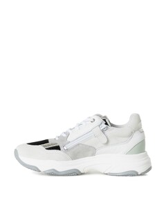 sneakers wit