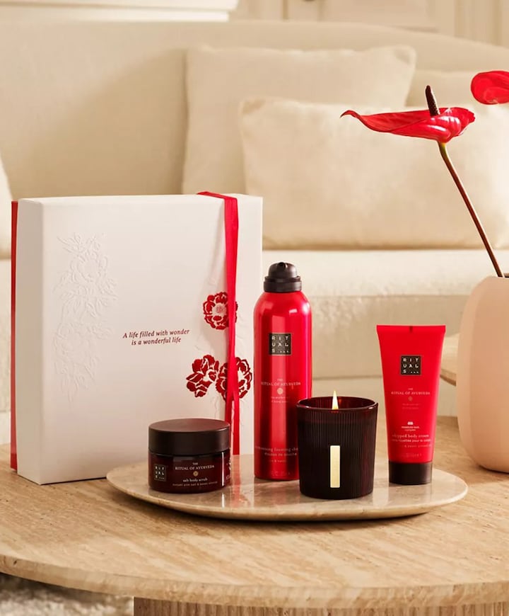 The Ritual of Ayurveda gift set M