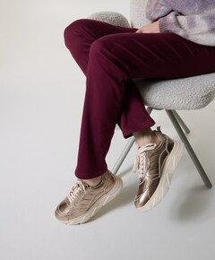 sneakers goud