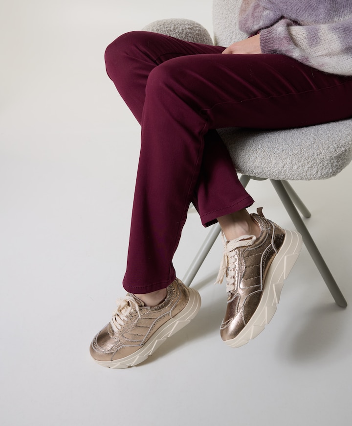 sneakers goud