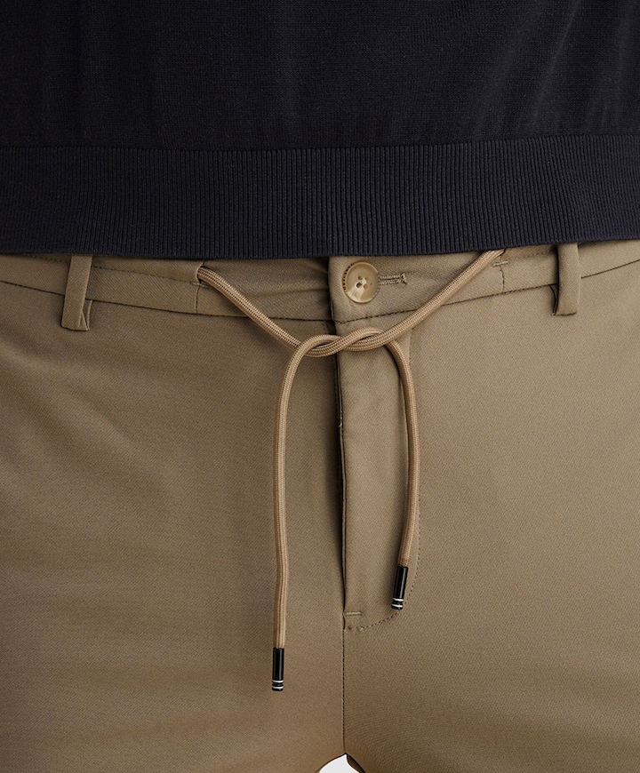 V12 CHINO TECHNICAL STRETCH heren broek beige