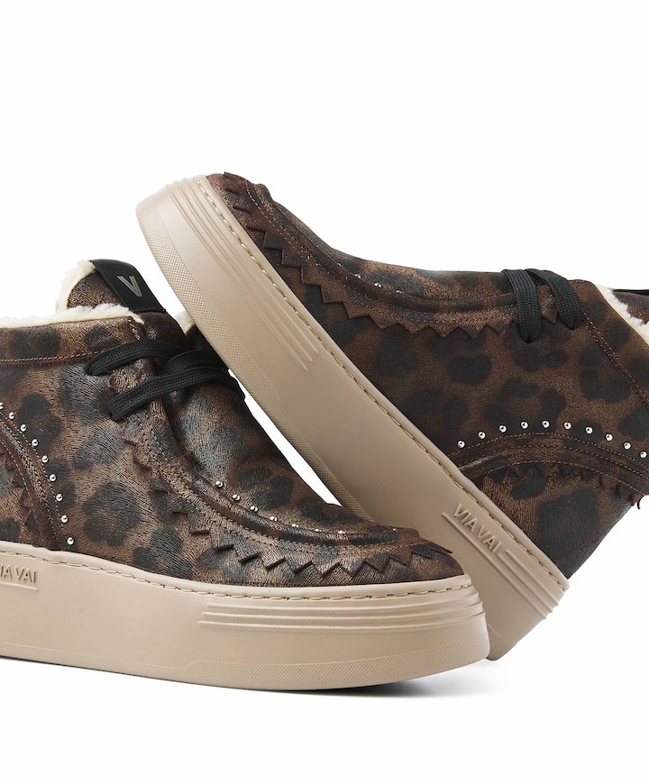 Isa Callum dames bruin