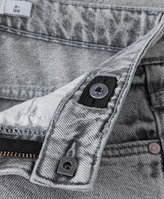 NKMRYAN REG L DNM 6750-DM NO jongens korte broek grijs