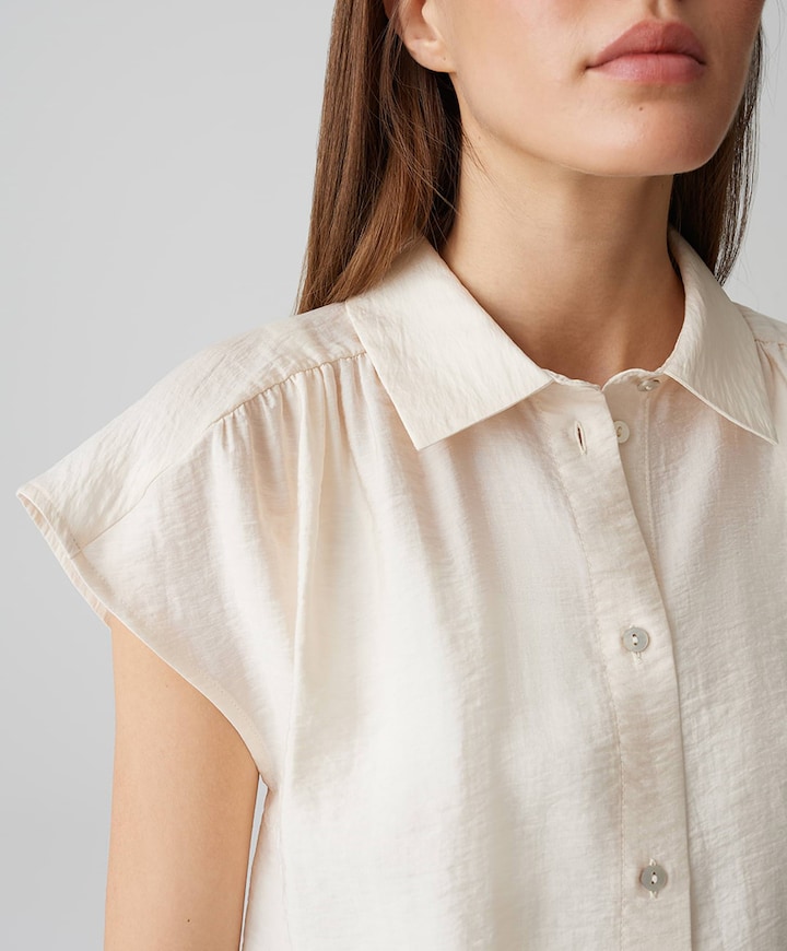 Blouse beige