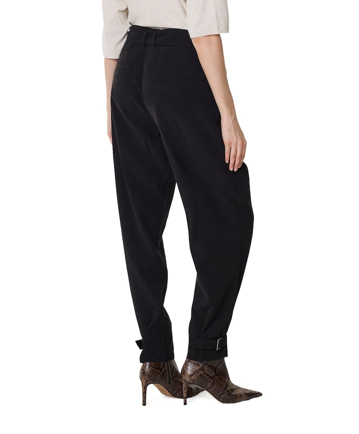 Bandjes bij de zoom dames broek zwart