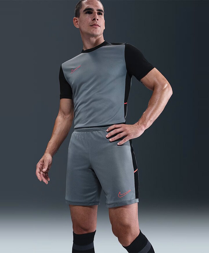 Nike Academy Men's Dri-fit Soccer S short zwart