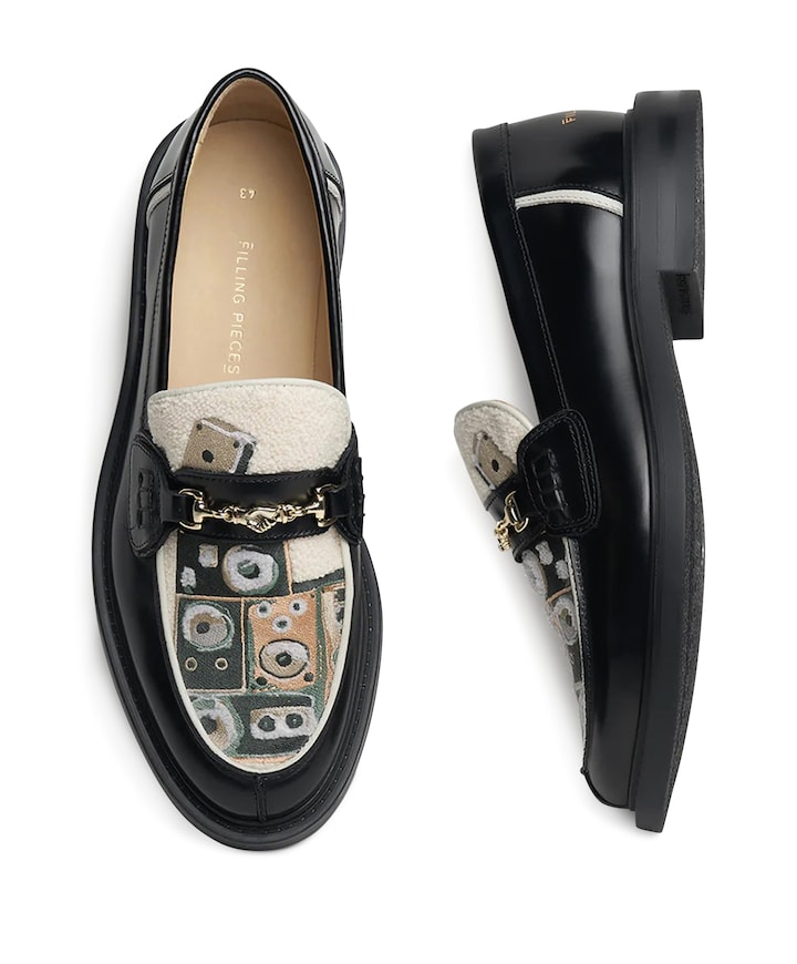 Loafers Speaker Wall zwart