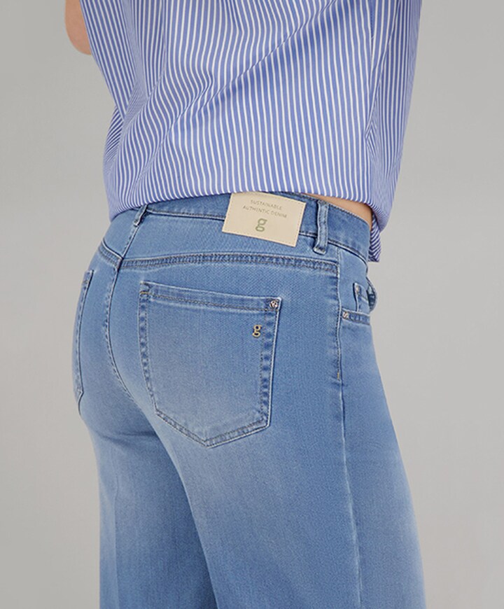 Wide leg Feminine jeans blauw